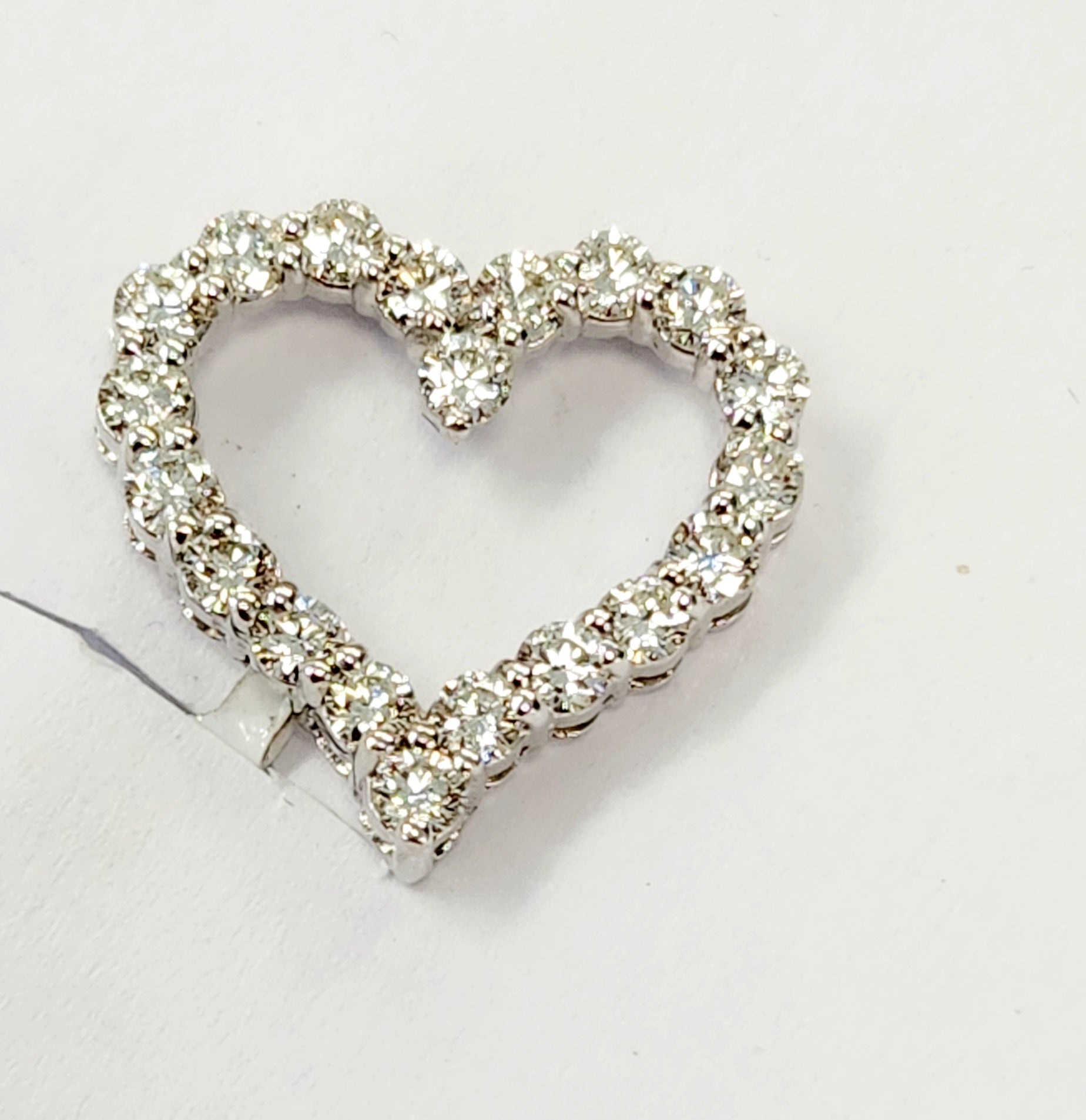 diamond heart pendant